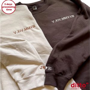 Custom Date Roman numeral personalised embroidered sweatshirt T-shirt hoodie couples half heart gifts anniversary for him her Couple Gift